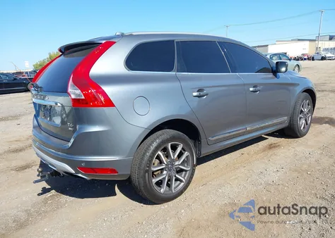 2017 Volvo Xc60 T6 Dynamic из США, поврежденный, VIN YV449MRR6H2013056